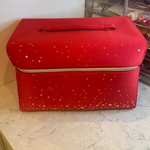 Estée Lauder beauty case